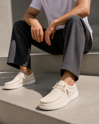 The Wander in Cream - lifestyle detail
