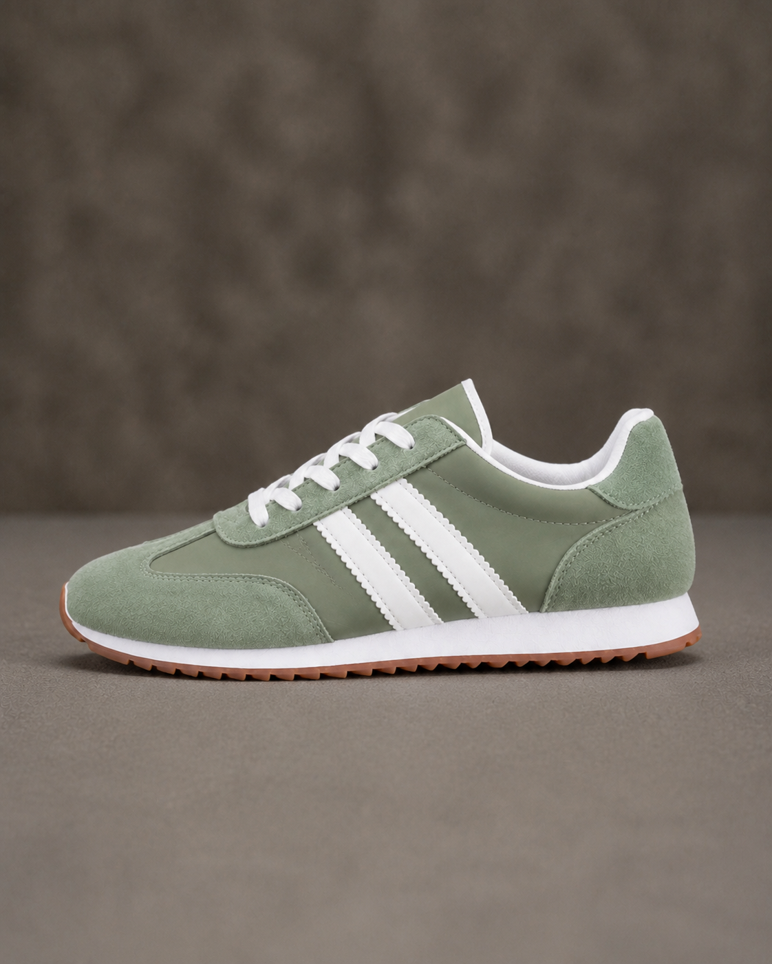 The Runner in Sage - side profile